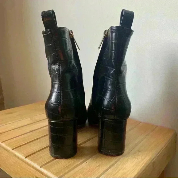 Black Croc Embossed Vegan Leather Heeled Booties - H&M - Size 6.5 - Picture 2 of 8